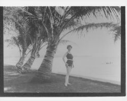 Charmian London on the beach at Waikiki, Hawaii, 1915