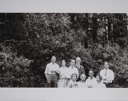 Edward William Mervyn Evans and his wife and children in Sonoma County, California, 1930s