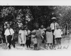 Dora Evans with her eight children, Petaluma, California, about 1924