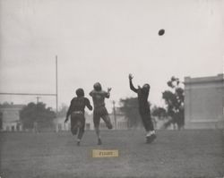 Awaiting the pass during Petaluma Leghorn game against San Jose