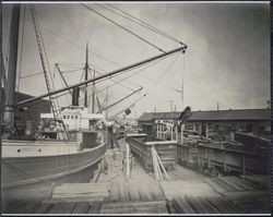 Loading lumber, San Francisco, California, 1920s