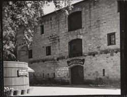 Castler Cellars, Napa and Sonoma Wine Company, Sonoma, California, 1952