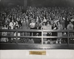 Spectators at Petaluma Leghorn game against Pittsburg