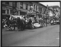 Horse drawn float in the Rose Parade