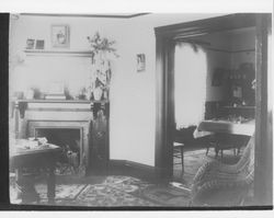 Interior of Denman home, Petaluma, California, 1895