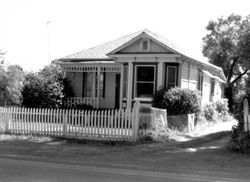 House at 168 Windsor River Road, Windsor, California, about 1989