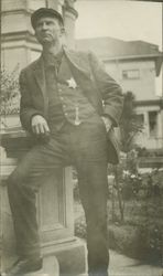 Unidentified Petaluma, California policeman, 1900