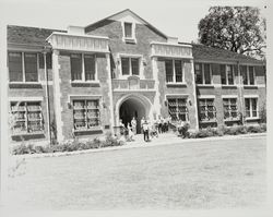 Analy Hall at Santa Rosa Junior College