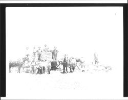 Workers in a hay field, Petaluma, California, 1903