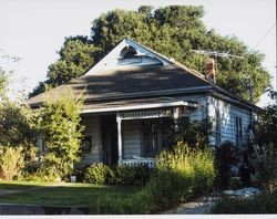 Queen Anne cottage at 7244 Wilton Avenue, Sebastopol, Calif., Aug. 16, 2007