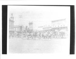 Horse pulling a wagon on a street in Petaluma, California, 1901