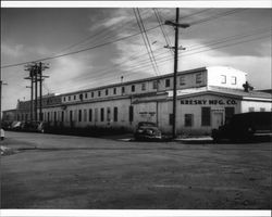 Kresky Manufacturing Company, Petaluma, California, about 1946