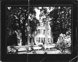 Residence of Frank Todd, Santa Rosa, California, 1915