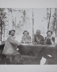 Chicken Reelers, a square dance group, have a picnic at Quincy, California, 1952