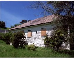 Neunfeldt home, located at 674 Sunnyslope Road, Petaluma, California, Apr. 17, 2006