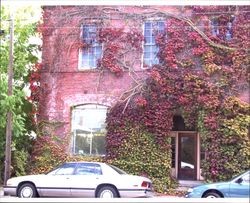 Jefferson Street side of Sunset Line & Twine, Petaluma, California, Sept. 25, 2001