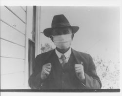 Ed Heald wearing a flu mask, Petaluma, California, 1918