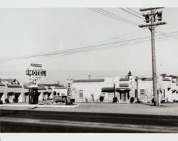 Olsen's Motel and Auto Court, Petaluma, California, about 1954