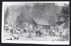 Workers and families at the Guerne and Murphy logging camp