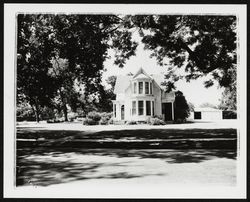 Whitney/Olmsted house in Petaluma, California, 1977