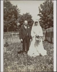 Bridal party at wedding in, Dixon, California, between 1890 and 1900