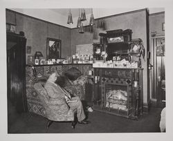 Leonard Howarth at home