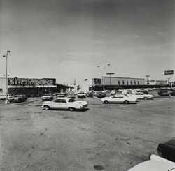 Montgomery Village Shopping Center at Farmers Lane