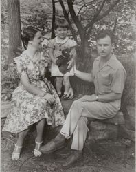 Edwin C. Pendleton family out in the country in Petaluma, California, 1939