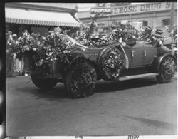 Cars in the Rose Parade