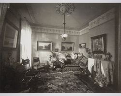 Interior of the Daniel Brown home in Petaluma, California, 1903