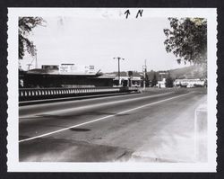 Farmers Lane looking northwest to Doke's Toot-N-Tote Grocery at 4th Street