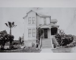 Fred L. Volkerts home in Petaluma, California, 1930s