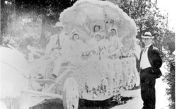 Juvenile Queen float--Santa Rosa Carnival, 1911