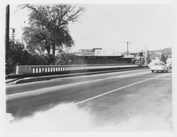 Farmers Lane looking northwest to Doke's Toot-N-Tote Grocery at 4th Street