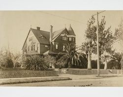 Fairbanks house, 758 D Street, Petaluma, California, about 1915