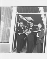 Ribbon cutting at Bank of Marin, Petaluma, California, 1964