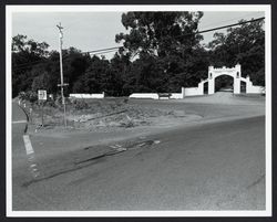 Entrance to Madrona Manor