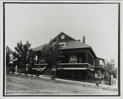 Home of W. W. Monroe, Sebastopol, Sonoma County