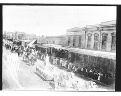 Floats in the 1903 Fourth of July parade, Petaluma, California