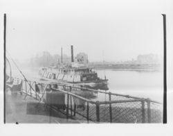 Paddle wheel steamers, 1925