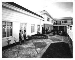 Courtyard area of Santa Rosa Savings and Loan, Santa Rosa, California, 1963