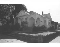 Putnam family home located at 900 B Street, Petaluma, California, in 1973