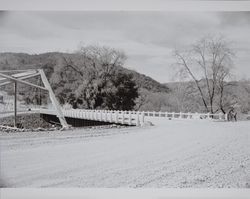 Construction of new Dry Creek Bridge, Dry Creek Valley, Healdsburg, California, 1951