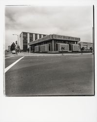 Summit Savings and Loan main office, Santa Rosa, California, 1970