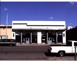 Building located at 260 Petaluma Blvd. North, Petaluma, California, Sept. 25, 2001