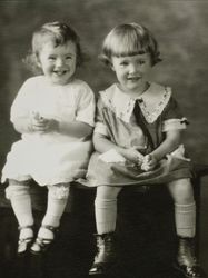 Portrait of Marjorie and Dorothy Cochrane, Christmas, 1925