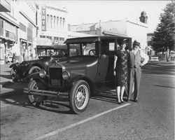 Petalumans posing in and around their vintage cars, Petaluma, California, between 1952 and 1956