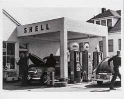 Kelley's Gas Station, 619 Petaluma Boulevard South, Petaluma, California, 1950