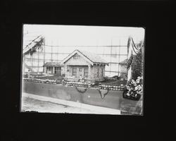 Gravenstein Apple Show, 1911, Sebastopol, California