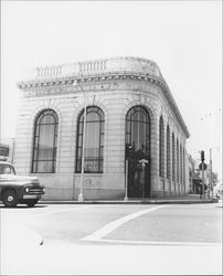 Bank of America's Petaluma, California branch at the corner of Washington and Main Streets, with view west on Washington Street, 1947